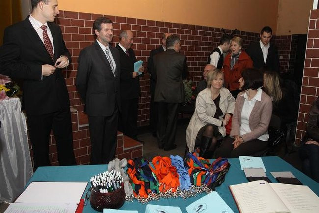 Ślubowanie pierwszych klas (zdjęcia)