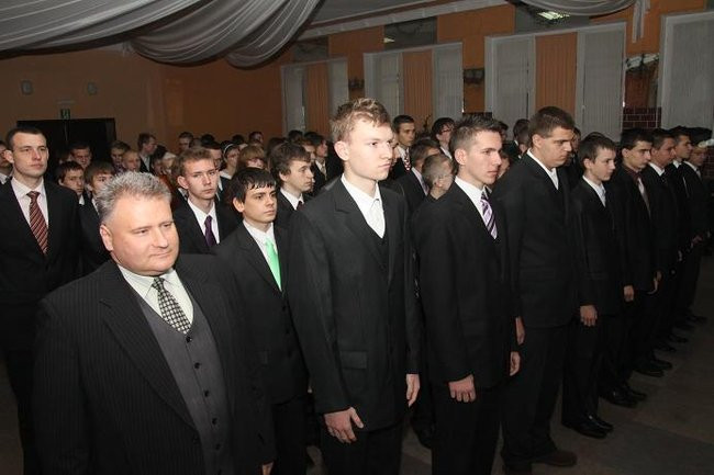 Ślubowanie pierwszych klas (zdjęcia)