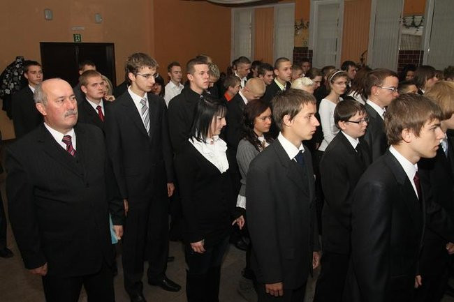 Ślubowanie pierwszych klas (zdjęcia)