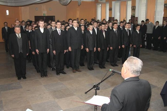 Ślubowanie pierwszych klas (zdjęcia)