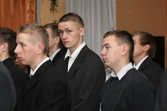 Ślubowanie pierwszych klas (zdjęcia)