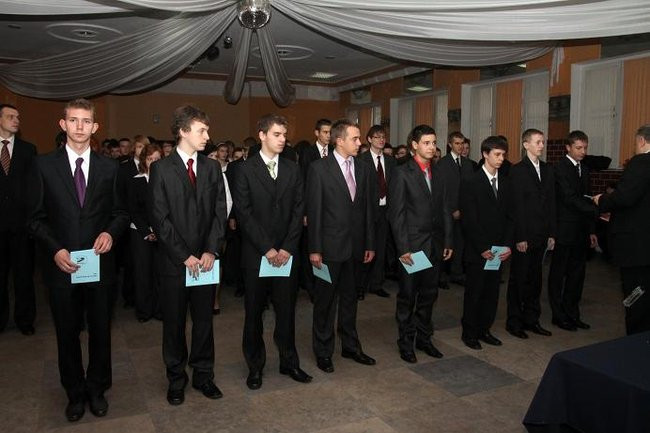 Ślubowanie pierwszych klas (zdjęcia)