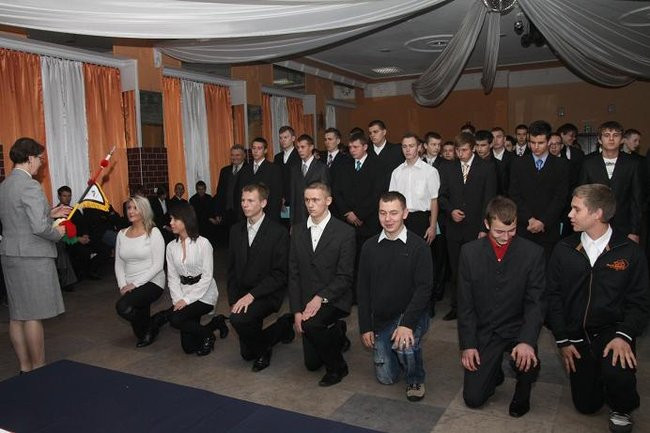 Ślubowanie pierwszych klas (zdjęcia)