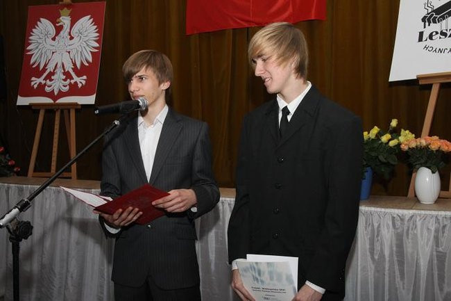 Ślubowanie pierwszych klas (zdjęcia)