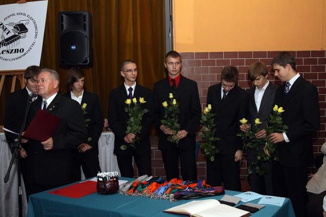 Ślubowanie pierwszych klas (zdjęcia)