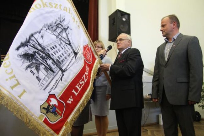 Sztandar dla jedynki (zdjęcia)