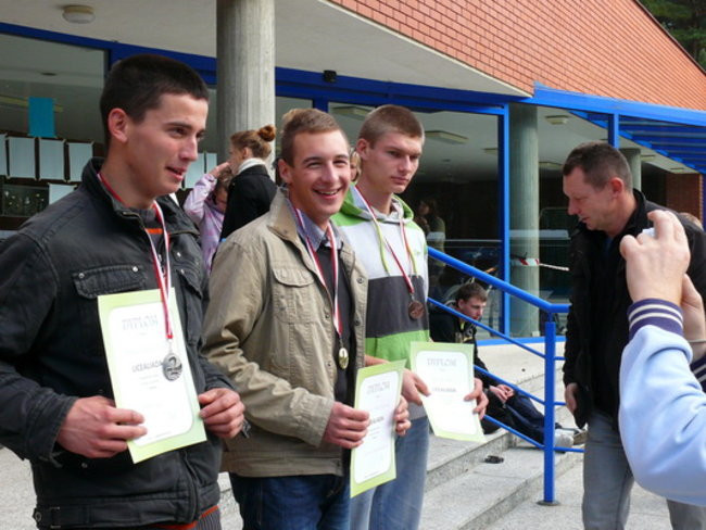 Biegiem przez las (zdjęcia)