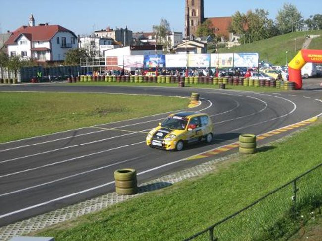 Ścigali się na kartodromie (zdjęcia)