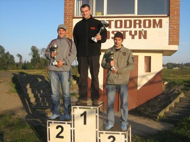 Ścigali się na kartodromie (zdjęcia)