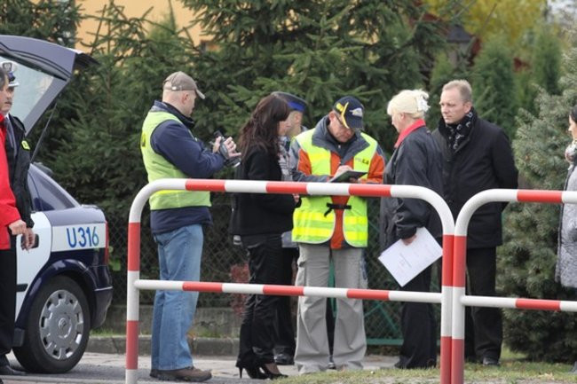 Czy do wypadku przyczyniły się barierki? (zdjęcia)