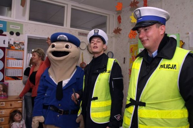 Pyrek z wizytą w przedszkolu (zdjęcia)