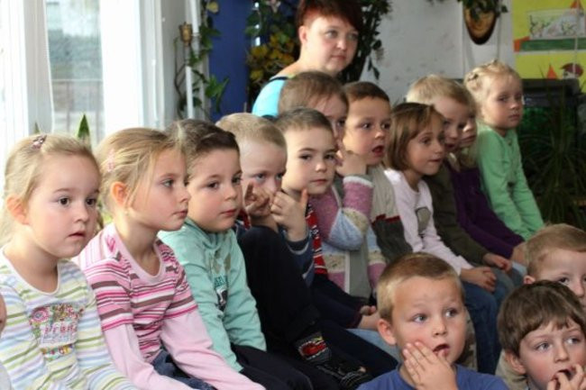 Pyrek z wizytą w przedszkolu (zdjęcia)