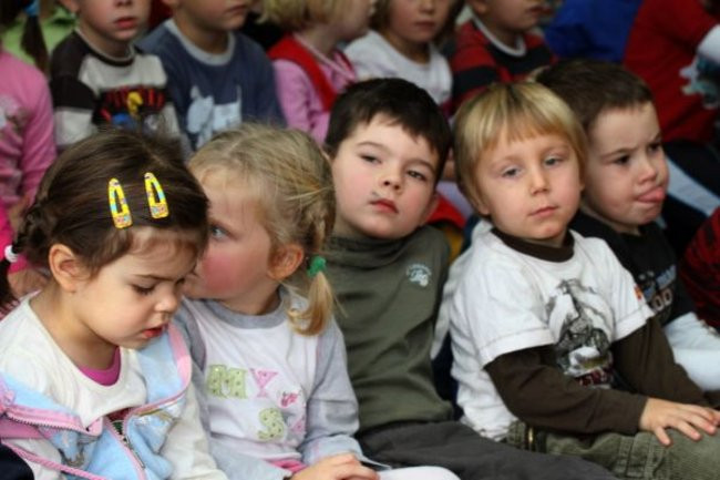 Pyrek z wizytą w przedszkolu (zdjęcia)