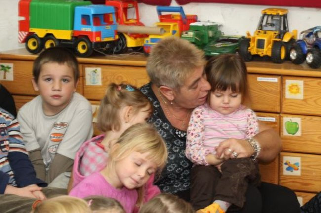 Pyrek z wizytą w przedszkolu (zdjęcia)