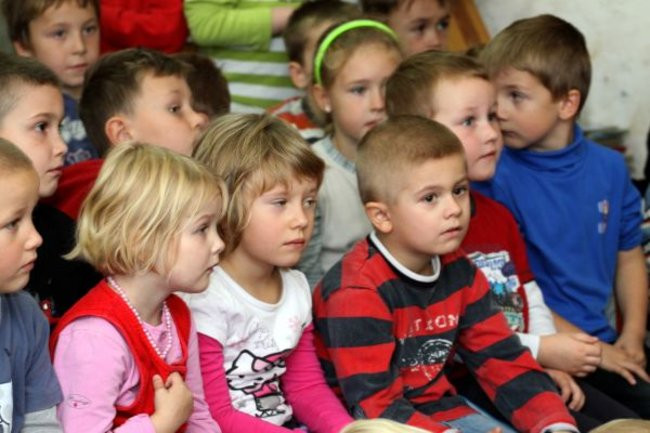 Pyrek z wizytą w przedszkolu (zdjęcia)