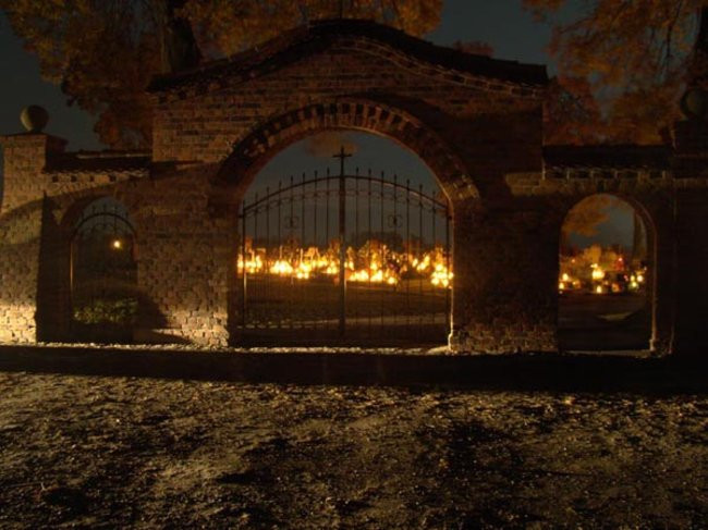 Dziś Dzień Zaduszny (zdjęcia)