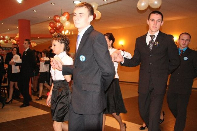 Zespół Szkół Ochrony Środowiska bawił się w Wilkowicach (dużo zdjęć)