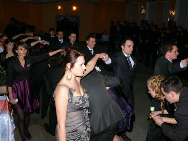 Studniówka w dawnej 