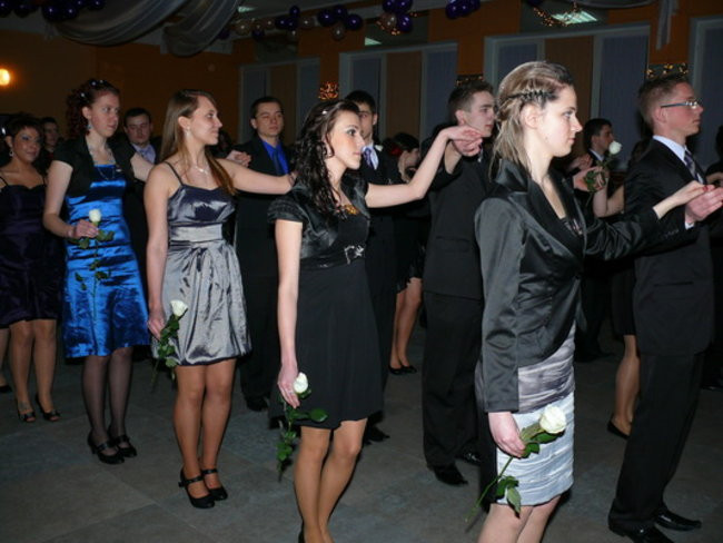 Studniówka w dawnej 