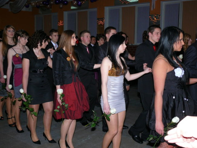 Studniówka w dawnej 