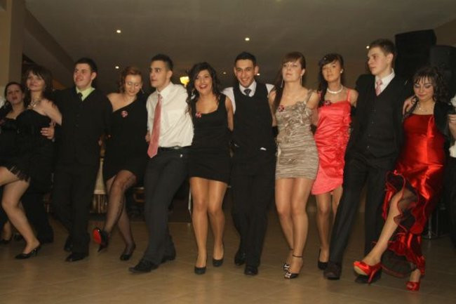 Drugi bal maturzystów z ekonomika (zdjęcia)