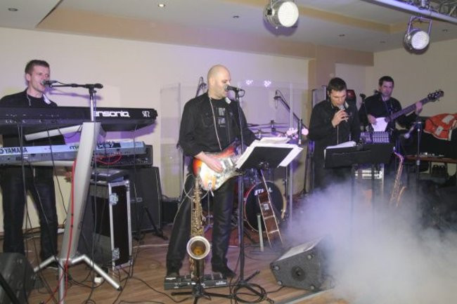 Drugi bal maturzystów z ekonomika (zdjęcia)