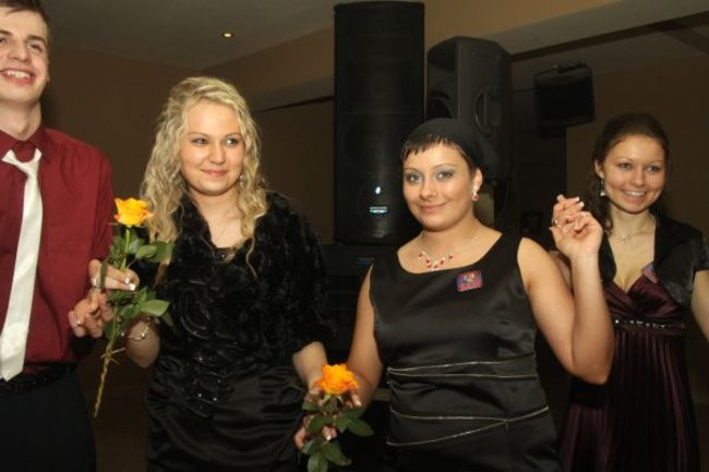 Drugi bal maturzystów z ekonomika (zdjęcia)