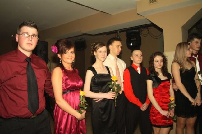 Drugi bal maturzystów z ekonomika (zdjęcia)
