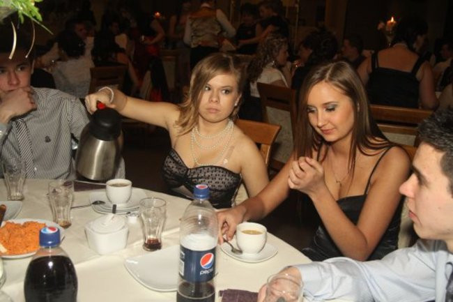 Drugi bal maturzystów z ekonomika (zdjęcia)