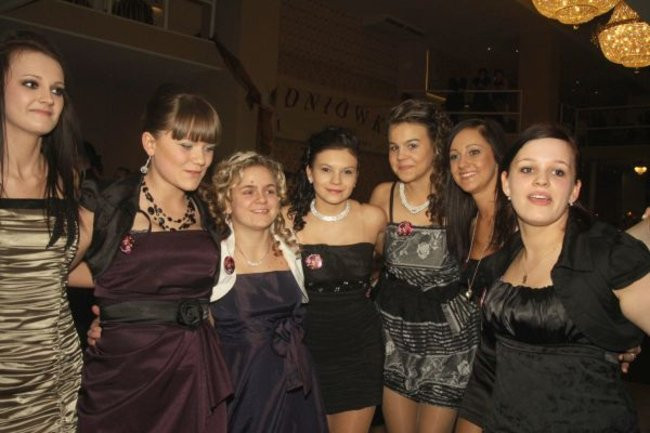 Drugi bal maturzystów z ekonomika (zdjęcia)