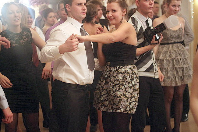 Kolejna studniówka uczniów I LO w Rawiczu (dużo zdjęć)