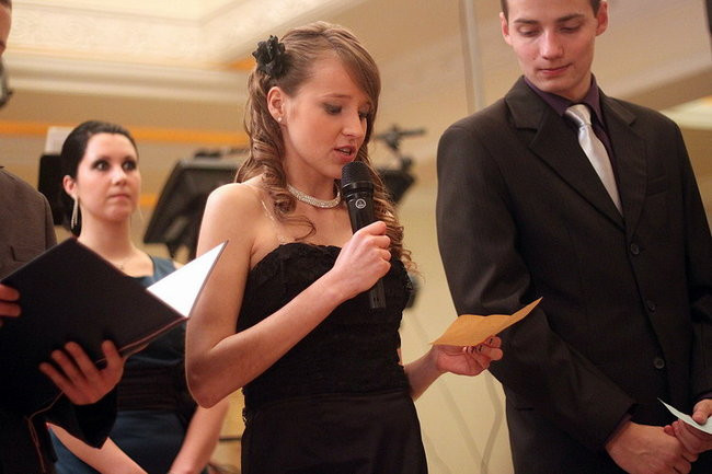 Kolejna studniówka uczniów I LO w Rawiczu (dużo zdjęć)