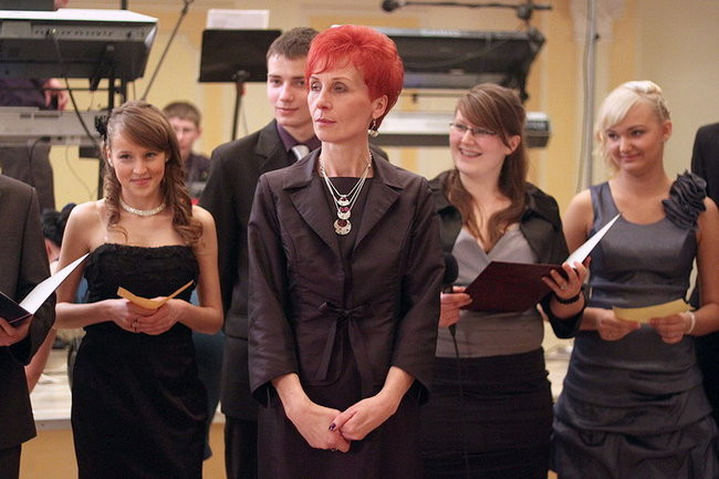 Kolejna studniówka uczniów I LO w Rawiczu (dużo zdjęć)