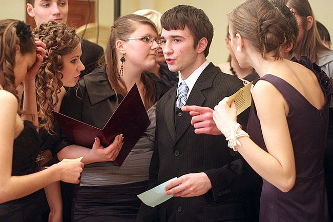 Kolejna studniówka uczniów I LO w Rawiczu (dużo zdjęć)