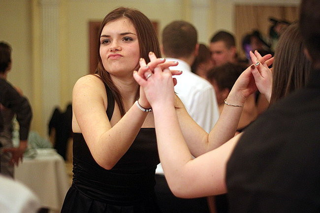 Kolejna studniówka uczniów I LO w Rawiczu (dużo zdjęć)