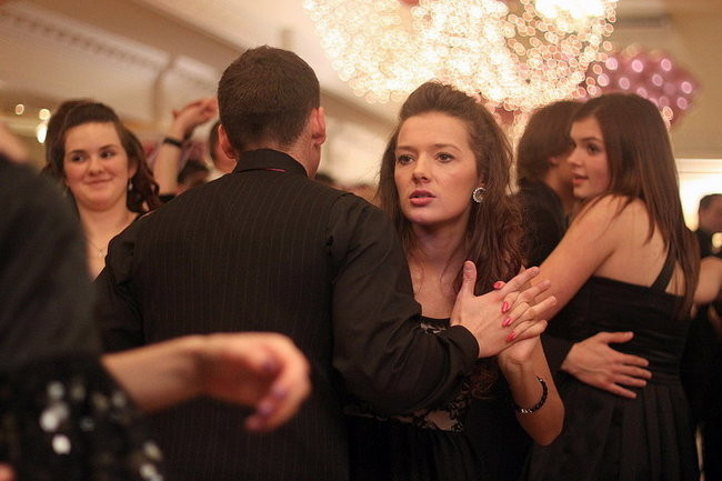 Kolejna studniówka uczniów I LO w Rawiczu (dużo zdjęć)