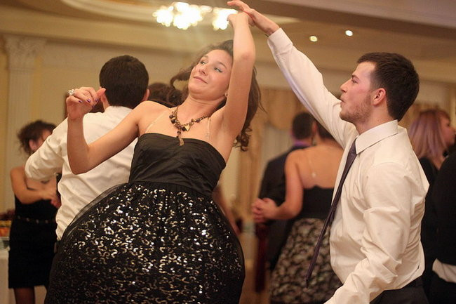 Kolejna studniówka uczniów I LO w Rawiczu (dużo zdjęć)