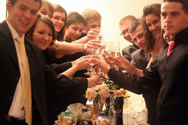 Kolejna studniówka uczniów I LO w Rawiczu (dużo zdjęć)