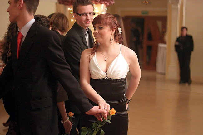 Kolejna studniówka uczniów I LO w Rawiczu (dużo zdjęć)