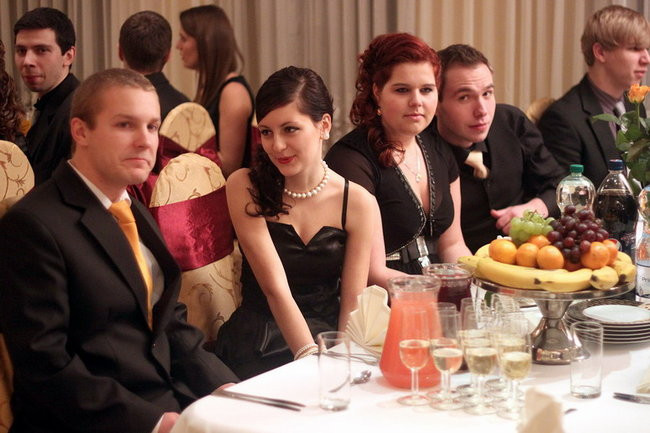 Kolejna studniówka uczniów I LO w Rawiczu (dużo zdjęć)