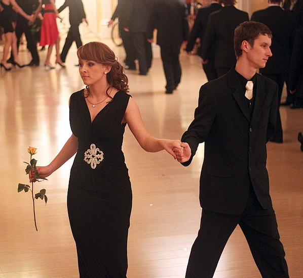 Kolejna studniówka uczniów I LO w Rawiczu (dużo zdjęć)