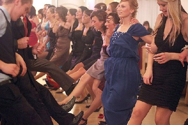 Ostatnia odsłona studniówki Zespołu Szkół Zawodowych w Rawiczu (dużo zdjęć)