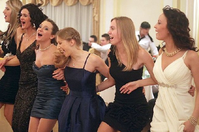 Ostatnia odsłona studniówki Zespołu Szkół Zawodowych w Rawiczu (dużo zdjęć)