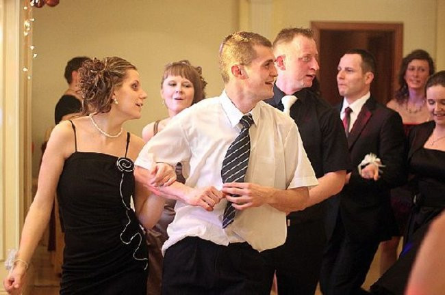 Ostatnia odsłona studniówki Zespołu Szkół Zawodowych w Rawiczu (dużo zdjęć)