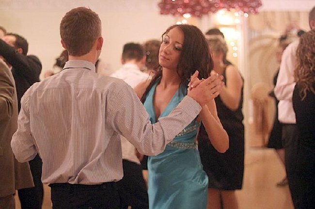 Ostatnia odsłona studniówki Zespołu Szkół Zawodowych w Rawiczu (dużo zdjęć)