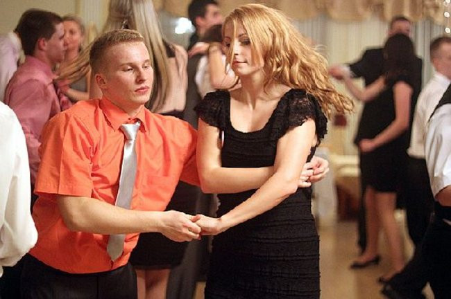 Ostatnia odsłona studniówki Zespołu Szkół Zawodowych w Rawiczu (dużo zdjęć)