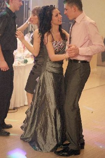 Ostatnia odsłona studniówki Zespołu Szkół Zawodowych w Rawiczu (dużo zdjęć)