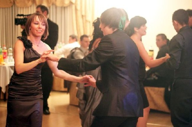 Ostatnia odsłona studniówki Zespołu Szkół Zawodowych w Rawiczu (dużo zdjęć)