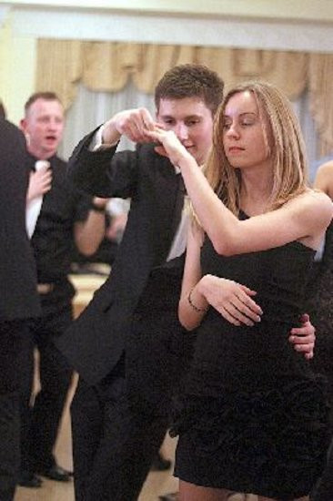 Ostatnia odsłona studniówki Zespołu Szkół Zawodowych w Rawiczu (dużo zdjęć)