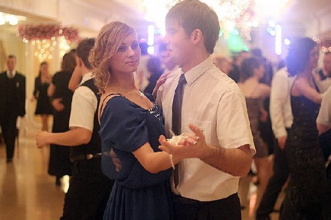 Ostatnia odsłona studniówki Zespołu Szkół Zawodowych w Rawiczu (dużo zdjęć)